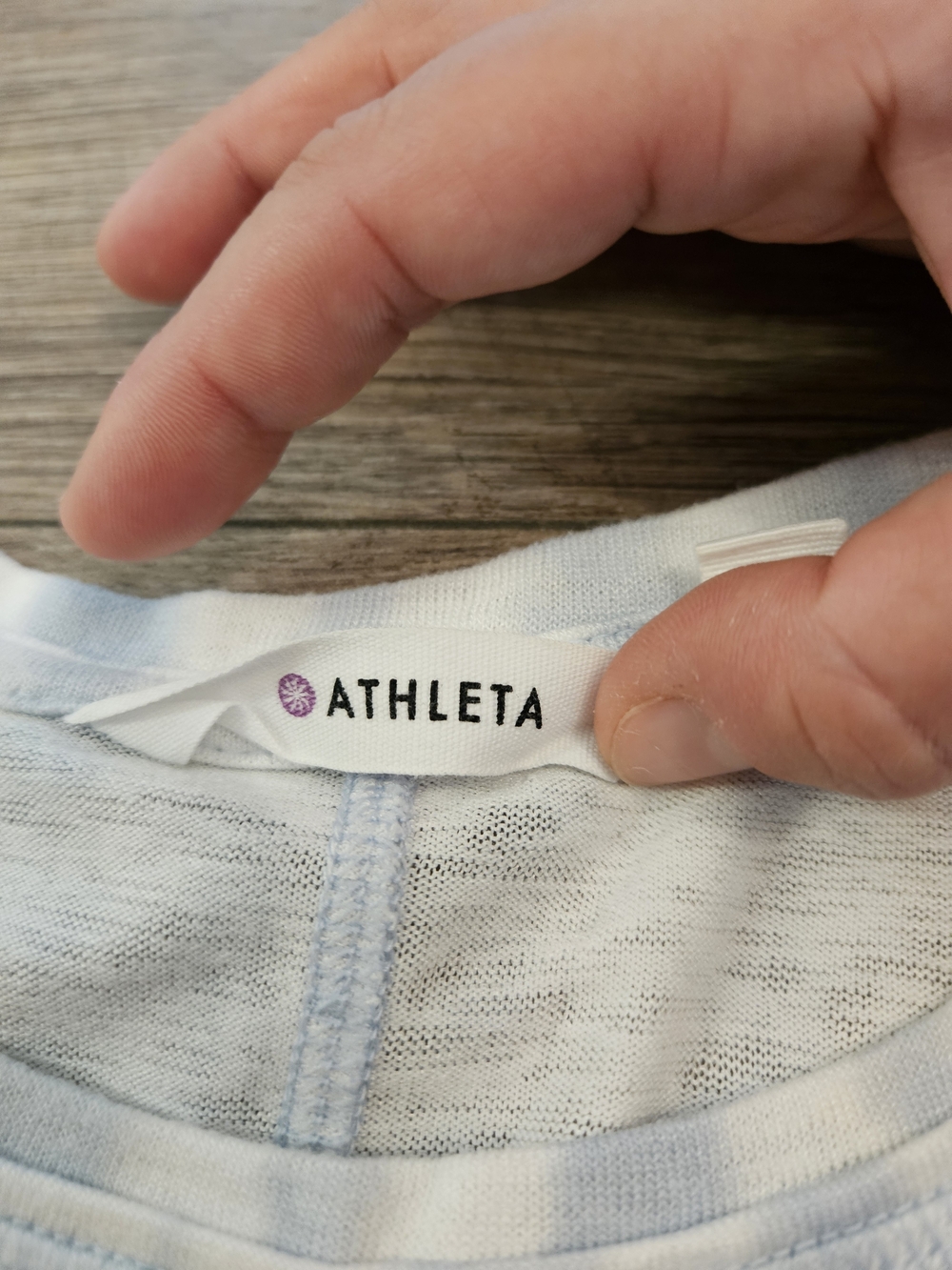 Athleta Light Blue Tie-Dye Sleeveless Tank Top Size Small - Picture 2 of 8